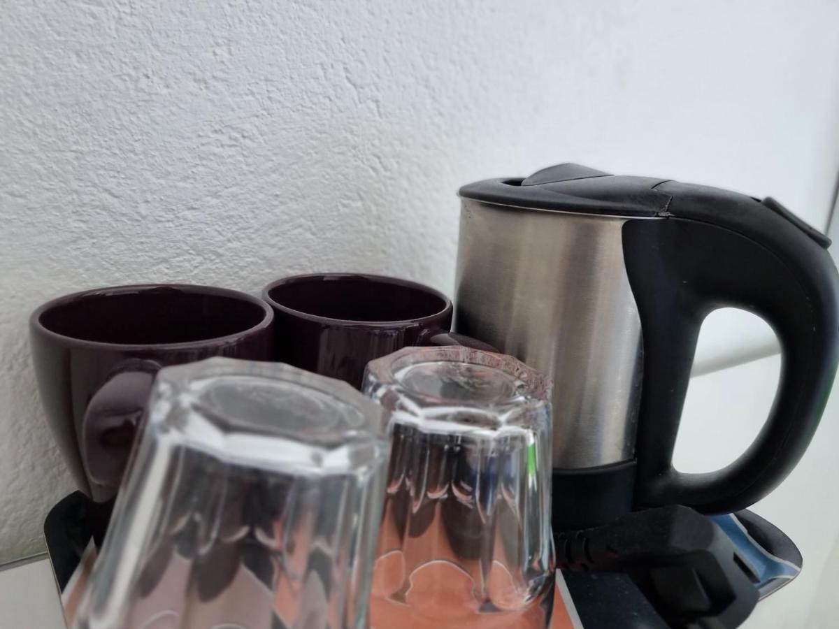 沃德斯鲁膳食公寓酒店 沃尔特湖畔韦尔登 外观 照片