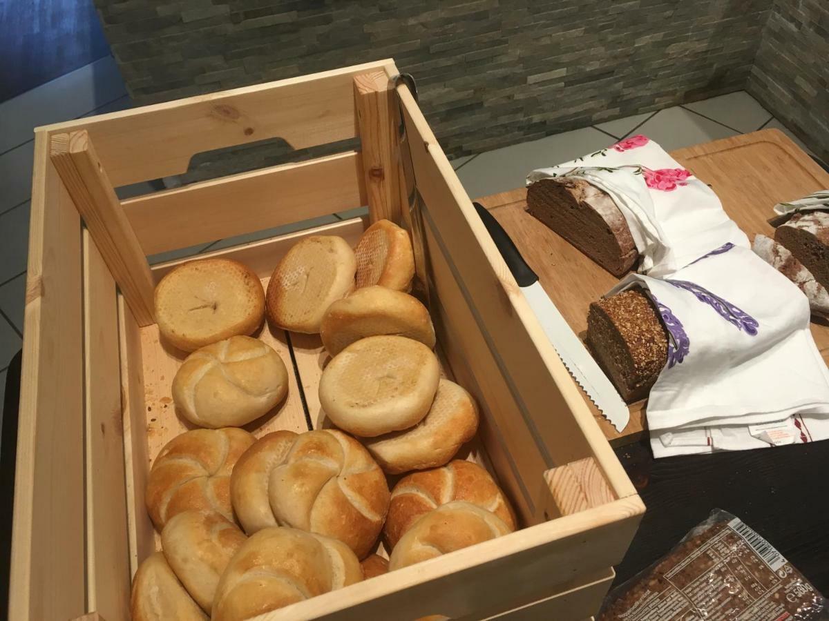 沃德斯鲁膳食公寓酒店 沃尔特湖畔韦尔登 外观 照片